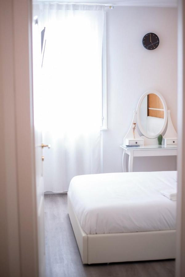Isabel Apartaments Old Town Padua Buitenkant foto